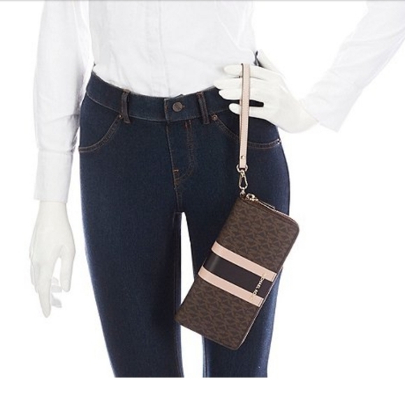 MK Wallet - Picture 6 of 6